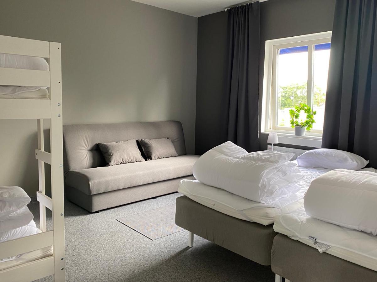 De La Gardie Park Vandrarhem Hostel Lidköping エクステリア 写真