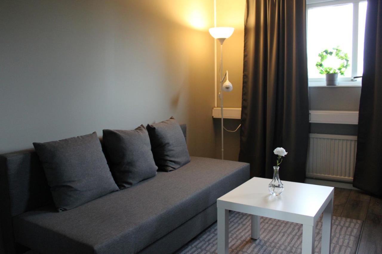 De La Gardie Park Vandrarhem Hostel Lidköping エクステリア 写真