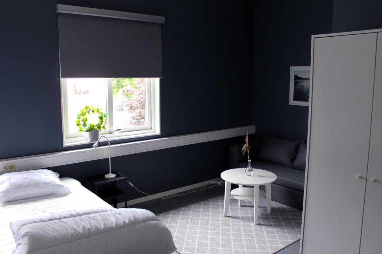 De La Gardie Park Vandrarhem Hostel Lidköping エクステリア 写真