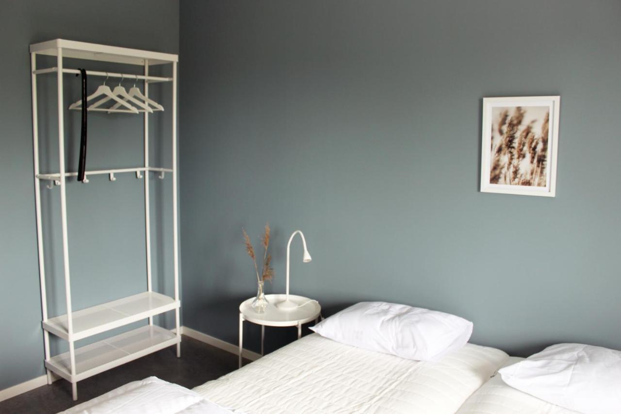 De La Gardie Park Vandrarhem Hostel Lidköping エクステリア 写真