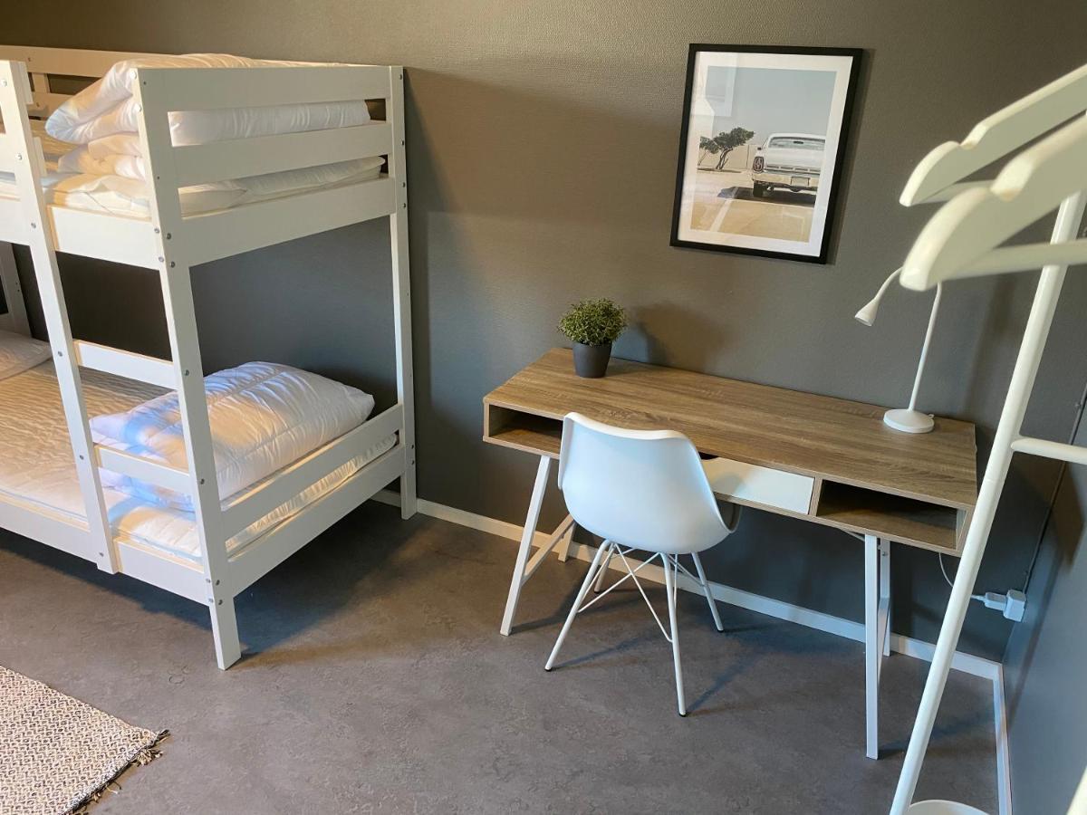 De La Gardie Park Vandrarhem Hostel Lidköping エクステリア 写真